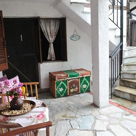 Guesthouse Xenios Zeus 스타브로우폴리스 외부 사진