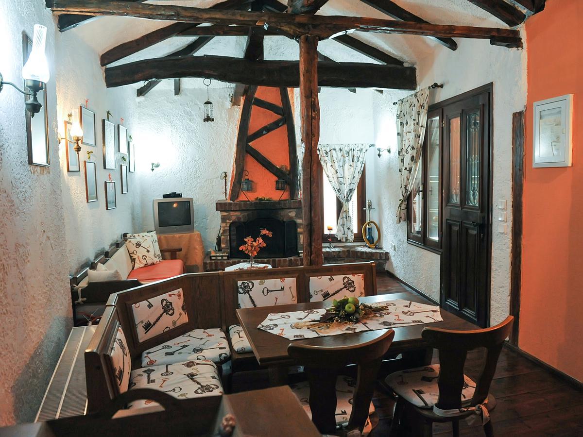 Guesthouse Xenios Zeus 스타브로우폴리스 외부 사진