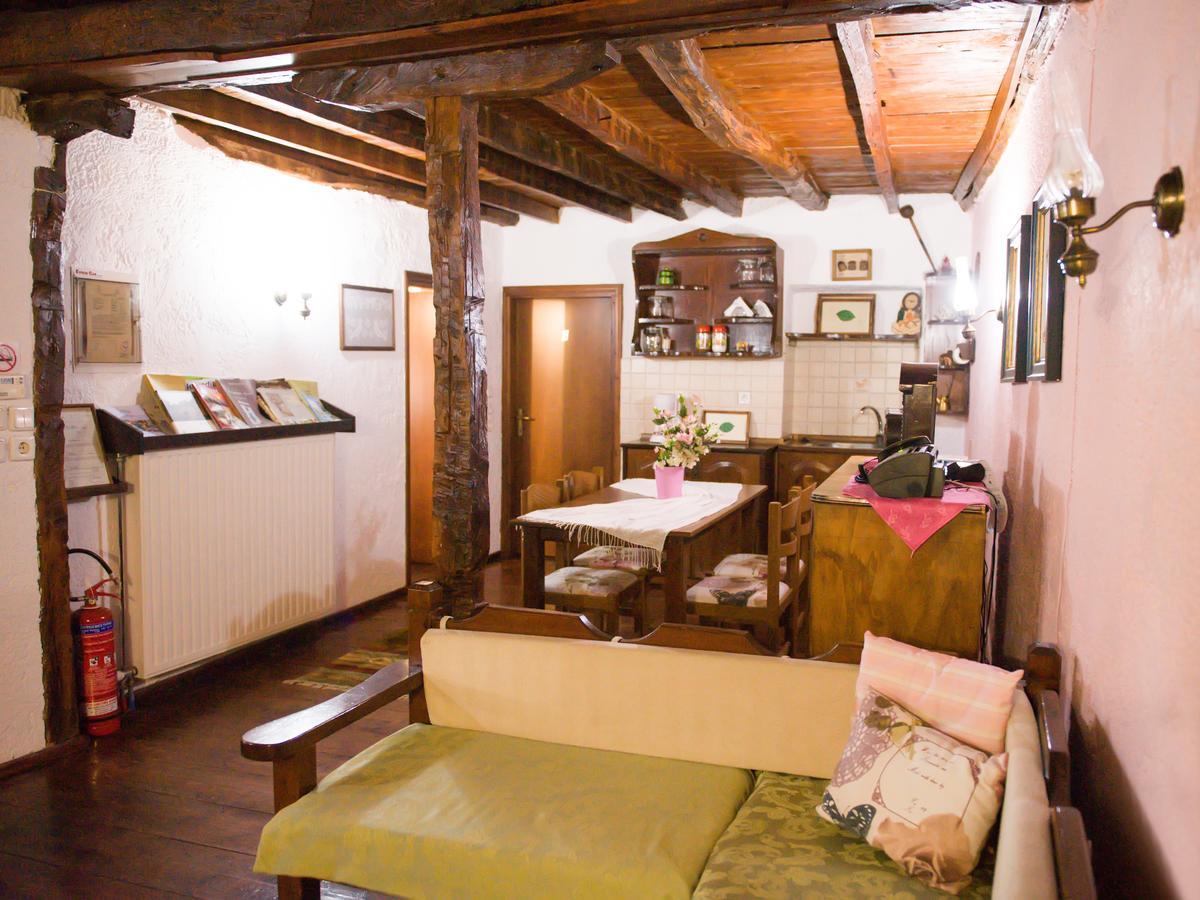 Guesthouse Xenios Zeus 스타브로우폴리스 외부 사진