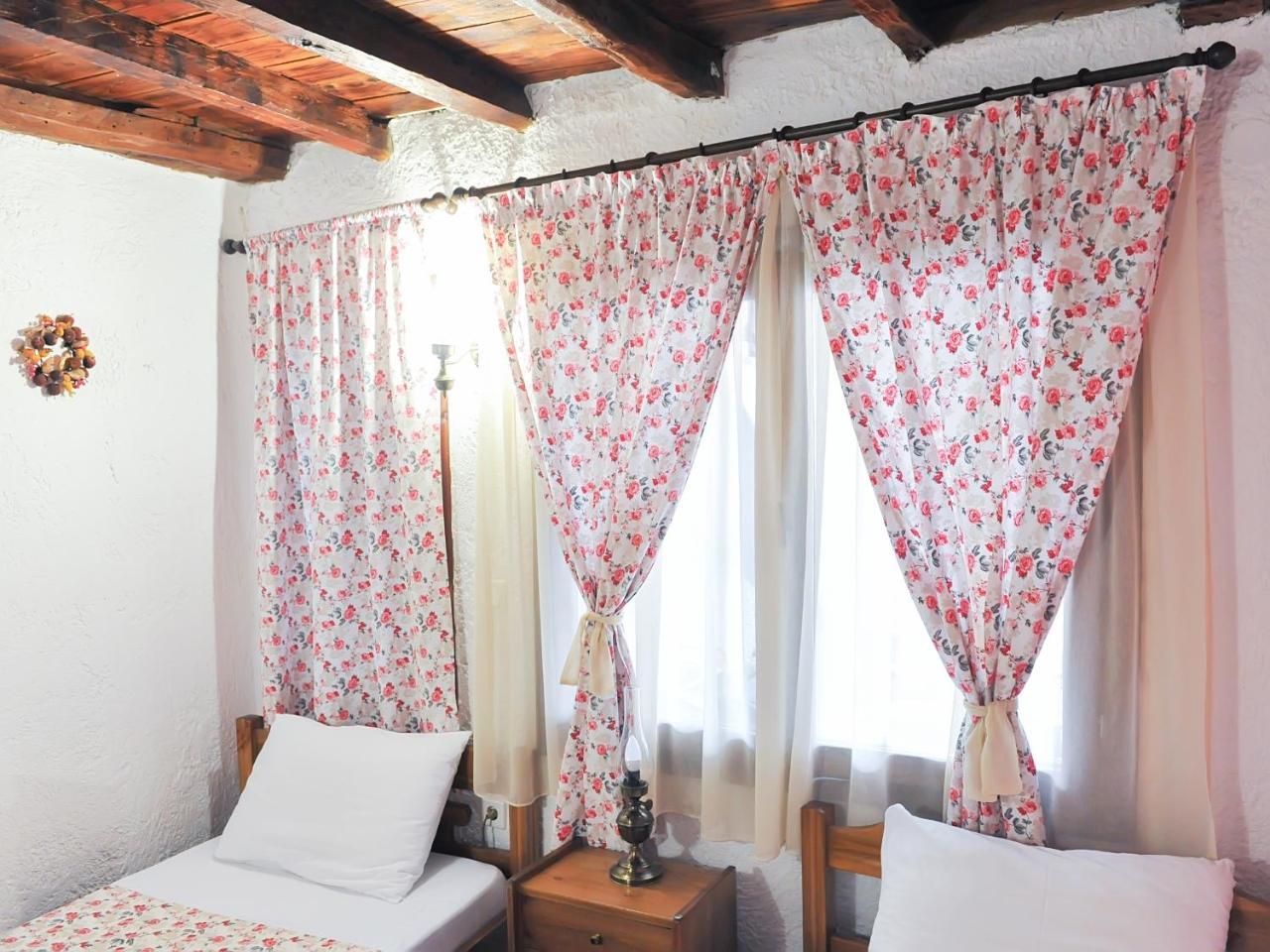 Guesthouse Xenios Zeus 스타브로우폴리스 외부 사진